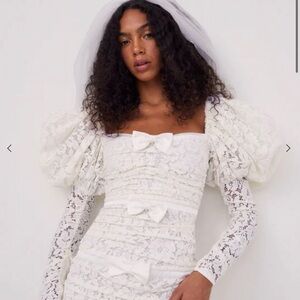 Beautiful ivory NWT mini dress!